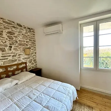 Fisherman's House With Garden Κολιούρ